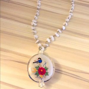 NWOT Reverse Painted Sparrow Pendant Necklace